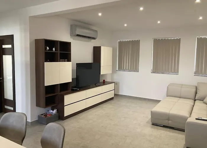 Elegant Maisonette In Malta By Assetflow Pro Apartament